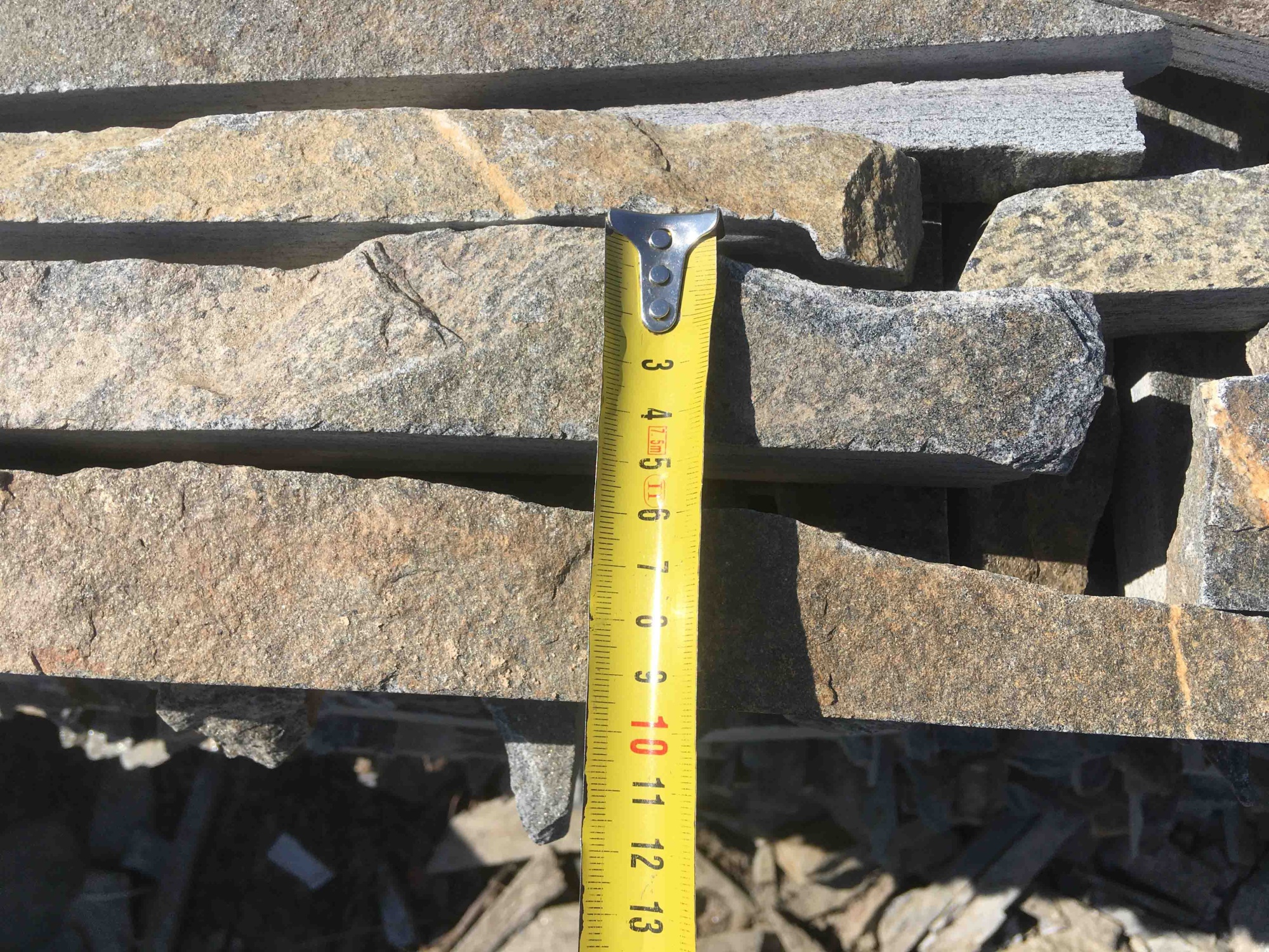 Горбушка златолит мультиколор для облицовки купить в Пласте