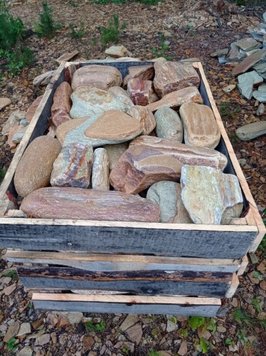 Златолит жёлтый, жёлто-зелёный глыбки и валуны для ланшафтного дизайна купить в Пласте