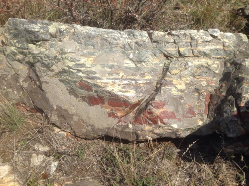 Гигантские зелёные валуны для ландшафтного дизайна весом более 5 тонн купить в Пласте