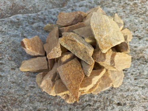 Златолит жёлтый декоративная каменная крошка купить в Пласте