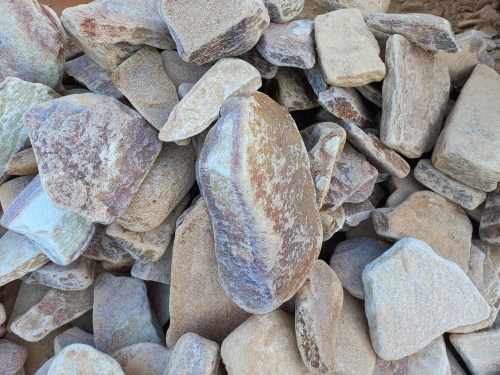 Златолит жёлтый, жёлто-зелёный глыбки и валуны для ланшафтного дизайна купить в Пласте