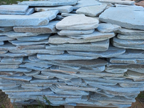 Плитняк златолит зелёный галтованный для цоколя купить в Пласте